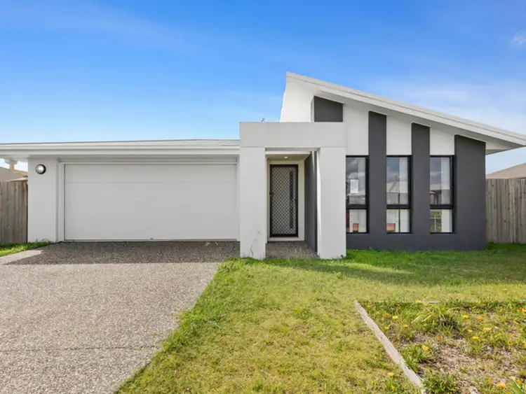 23 Mia Street, Wyreema QLD 4352