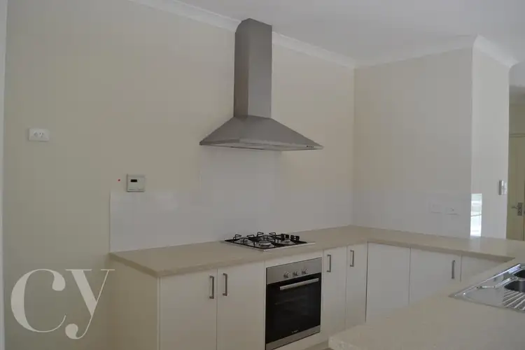 3/4 Melita Drive, Helena Valley WA 6056