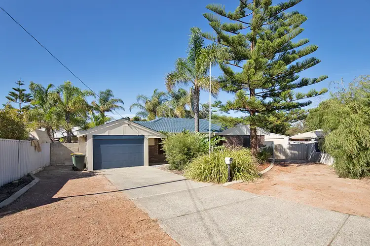 4 Tallong Court, Greenfields WA 6210