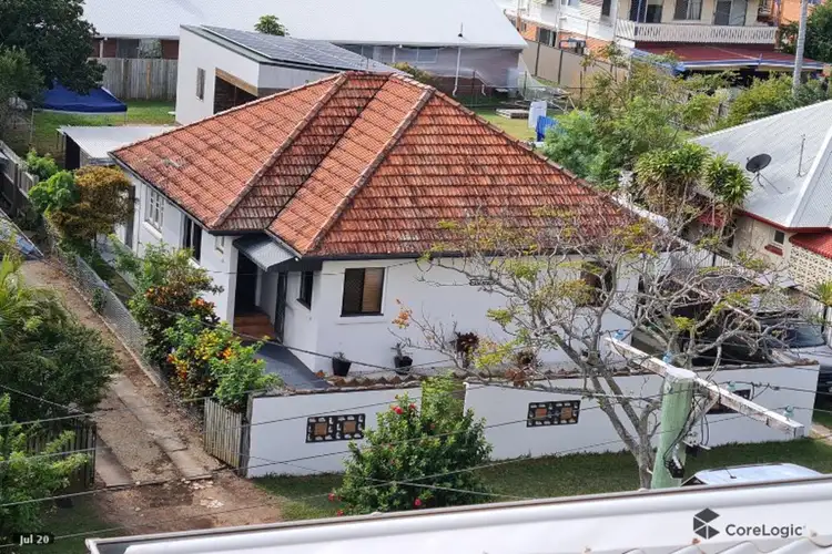 12 Rock Street, Scarborough QLD 4020