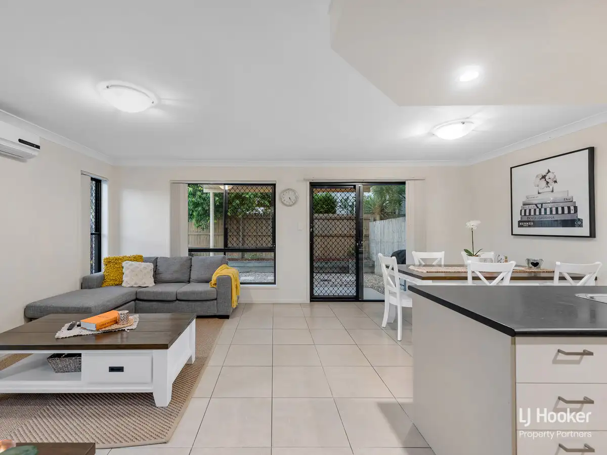 Main view of Homely townhouse listing, 1/18 Diane Court, Calamvale QLD 4116