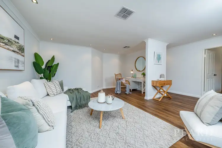 Sixth view of Homely house listing, 2 Cantara Rise, Ocean Reef WA 6027