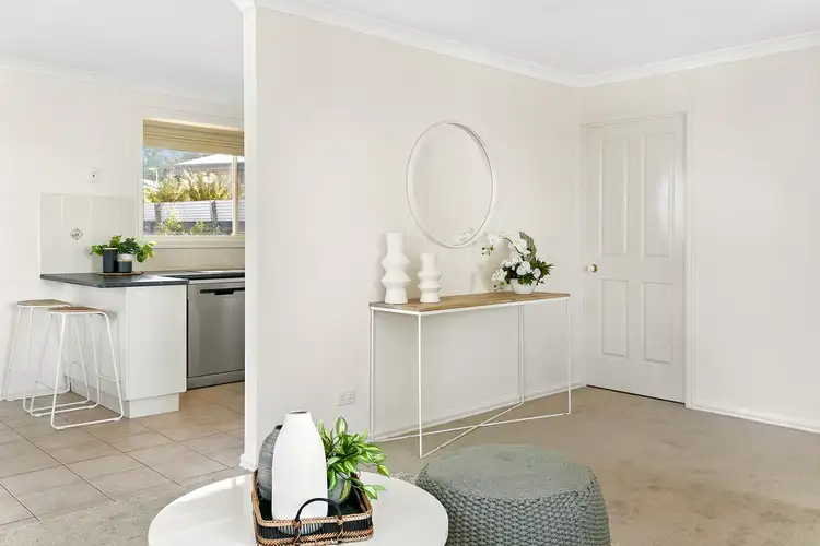 Fifth view of Homely house listing, 6 Shannon Place, Langwarrin VIC 3910