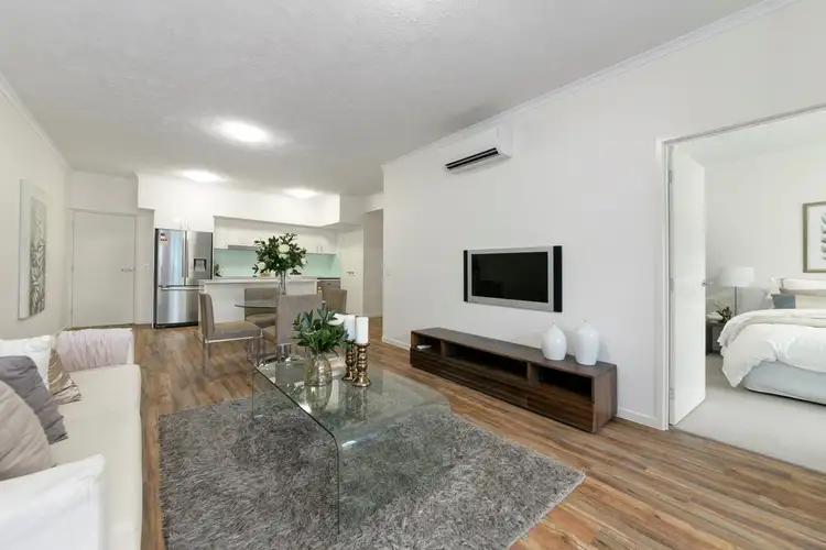 Main view of Homely unit listing, 1/45 Regent Street, Woolloongabba QLD 4102