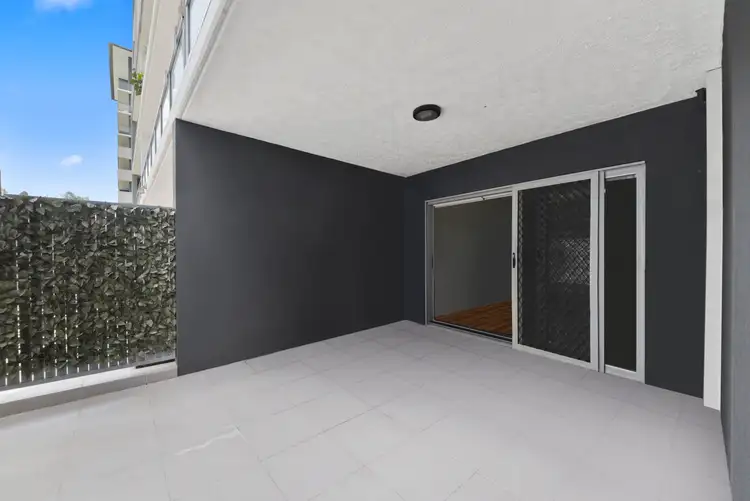 Third view of Homely unit listing, 1/45 Regent Street, Woolloongabba QLD 4102