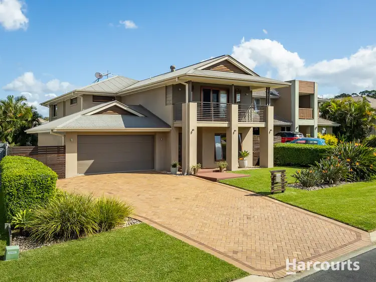 5 Shallows Court, Eatons Hill QLD 4037
