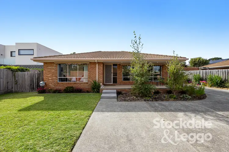 Main view of Homely unit listing, 2/135 Boneo Road, Rosebud VIC 3939