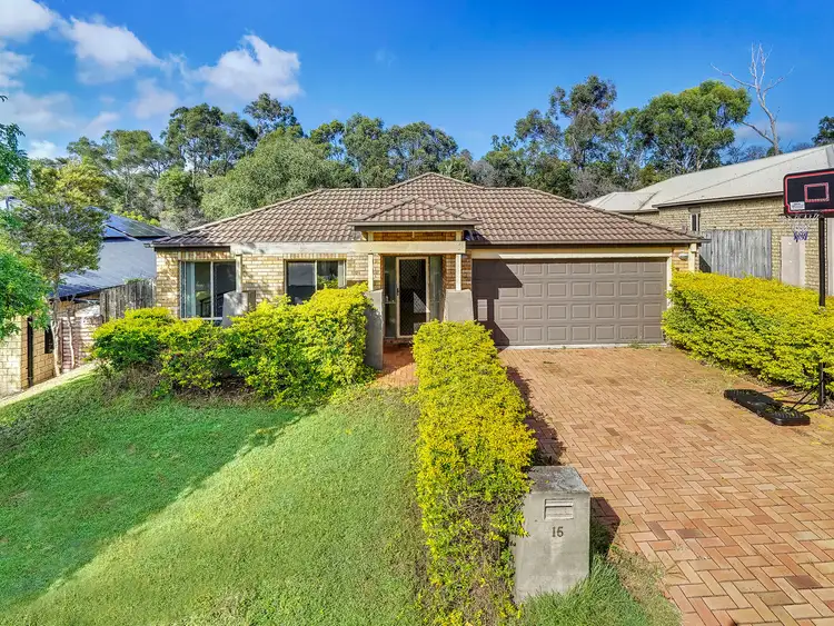 15 Piccadilly Place, Forest Lake QLD 4078