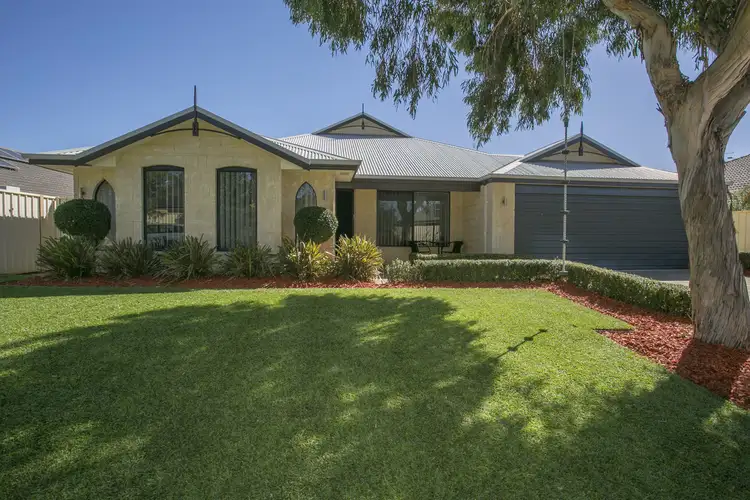 9 Collanda Circuit, Carramar WA 6031