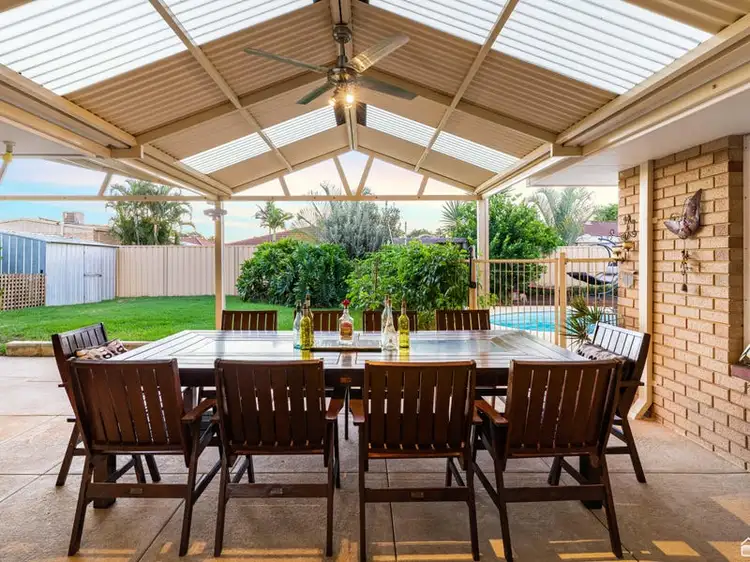 Fourth view of Homely house listing, 32 Hemingway Drive, Camillo WA 6111