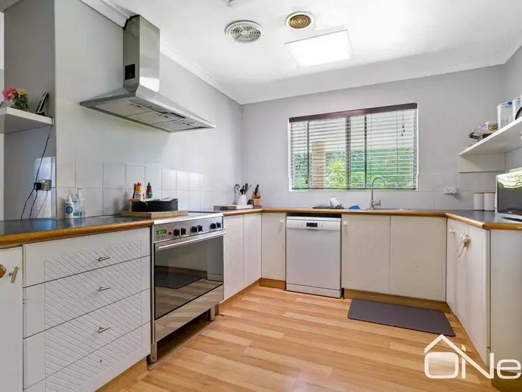 11 Lewin Court, Gosnells WA 6110