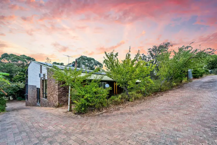 74 Amethyst Crescent, Mount Richon WA 6112