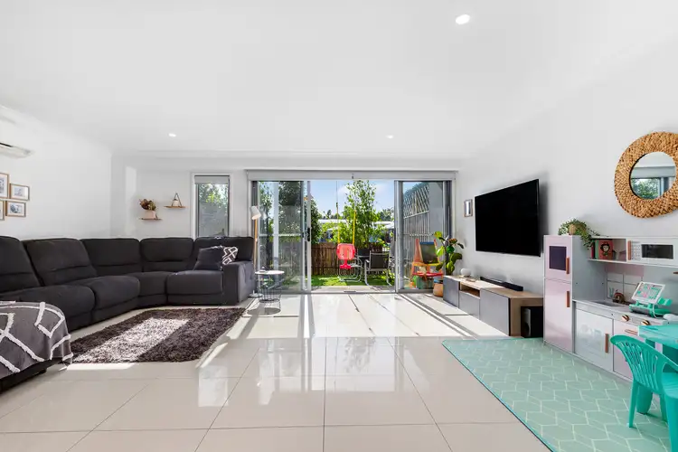 Sixth view of Homely unit listing, 2/16 Bottle Brush Circuit, Coomera QLD 4209
