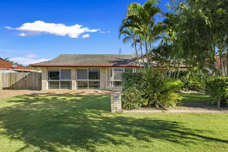27 Vicki Parade, Torquay QLD 4655