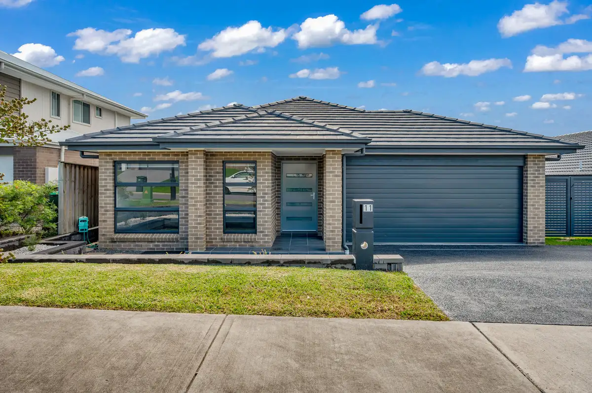 Main view of Homely house listing, 11 Darkmouth Street, Chisholm NSW 2322