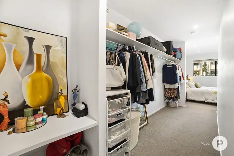 Sixth view of Homely unit listing, 9/13-21 Bombery Street, Cannon Hill QLD 4170