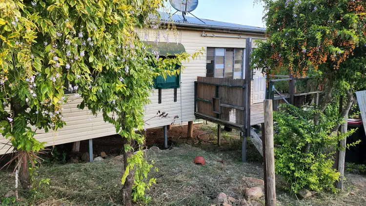 14 Queen Street, Mount Morgan QLD 4714
