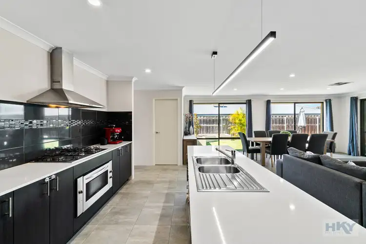 5 Karridale Vista, Ellenbrook WA 6069