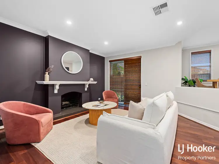 Third view of Homely house listing, 21 Wills Place, Macgregor QLD 4109