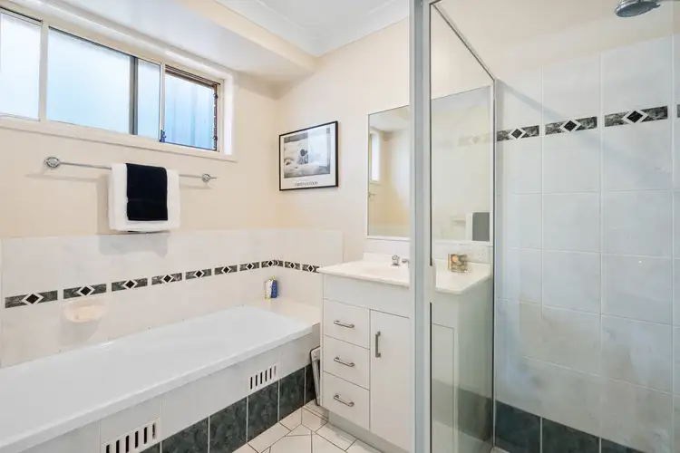 Fifth view of Homely house listing, 2 The Rise, Lisarow NSW 2250