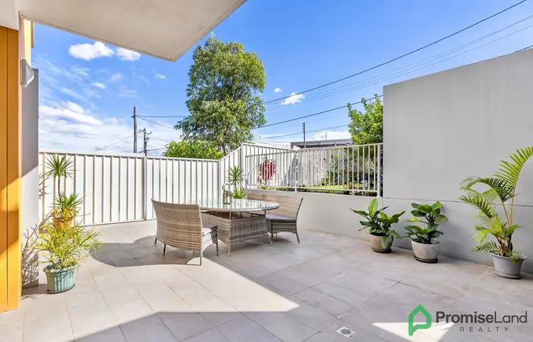 2/114-116 Adderton Road, Carlingford NSW 2118