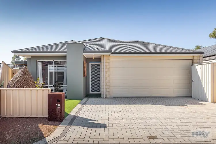18 Sunridge Close, Caversham WA 6055