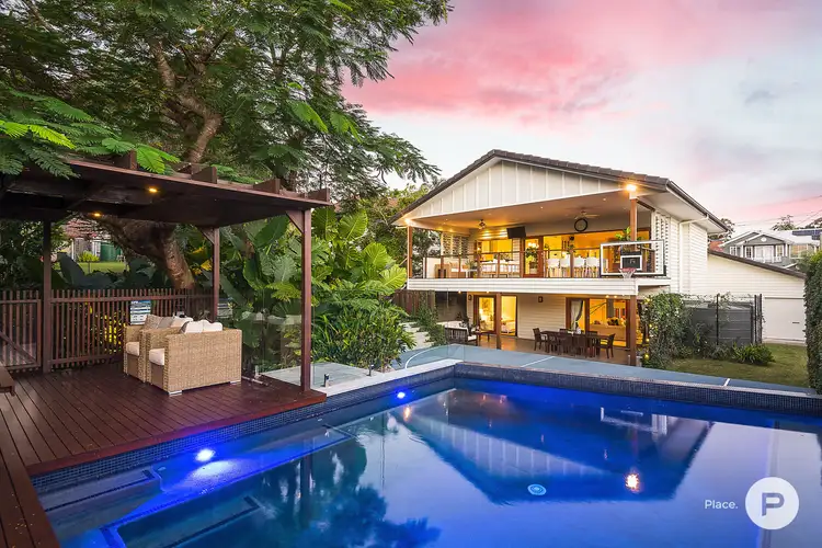 9 Glyn Street, Coorparoo QLD 4151