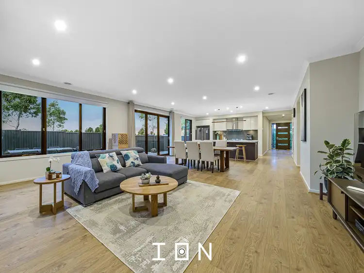 Main view of Homely house listing, 32 Newington Drive, Cranbourne East VIC 3977