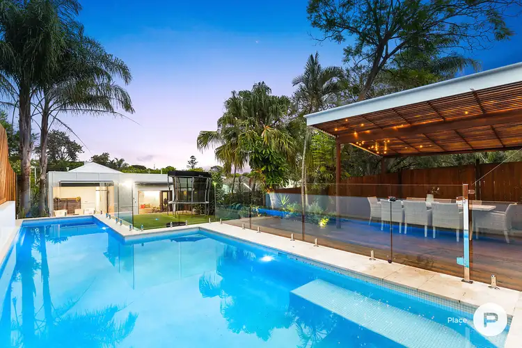 162 Morehead Avenue, Norman Park QLD 4170