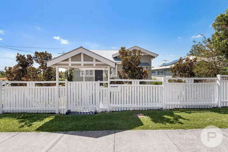 82 Stephen Street, Camp Hill QLD 4152