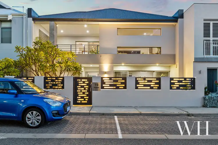 19 Shoalwater Street, North Coogee WA 6163