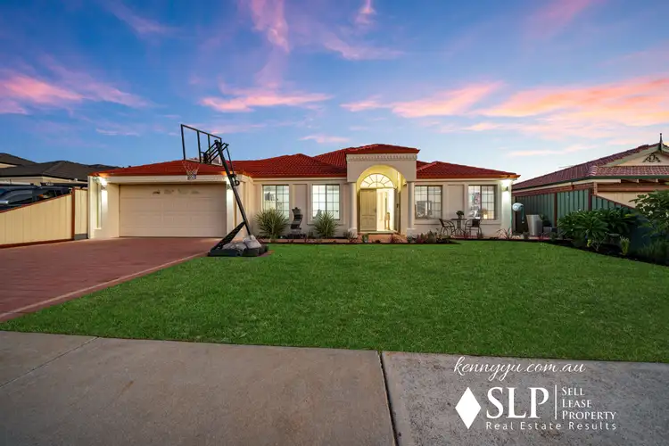 8 Zeus Avenue, Madeley WA 6065
