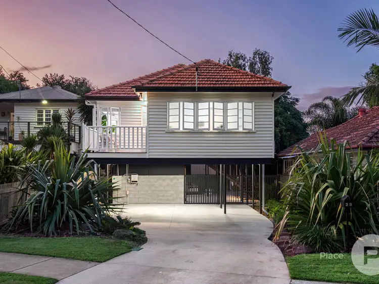 28 Barradine Street, Greenslopes QLD 4120