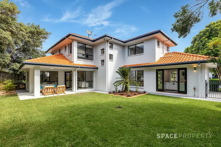 Main view of Homely house listing, 8 Sunset Place, Carindale QLD 4152