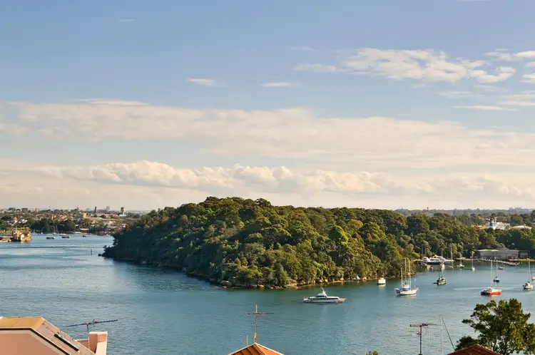 76/2-4 East Crescent Street, Mcmahons Point NSW 2060