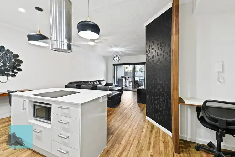 Fifth view of Homely unit listing, 2/45-51 Regent Street, Woolloongabba QLD 4102