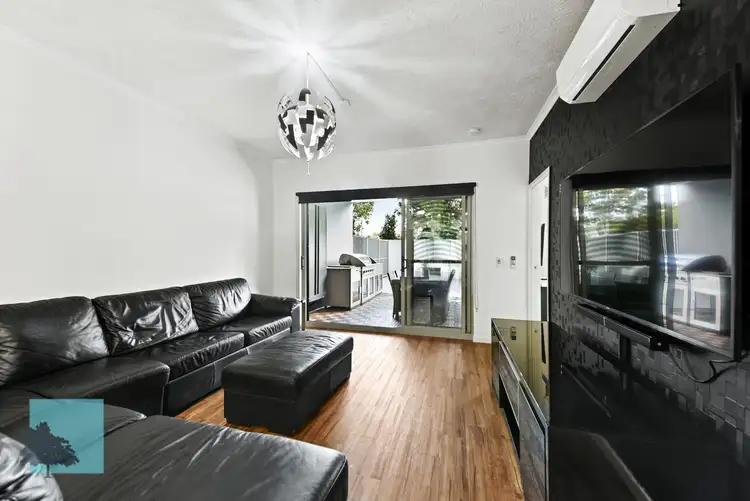 Sixth view of Homely unit listing, 2/45-51 Regent Street, Woolloongabba QLD 4102