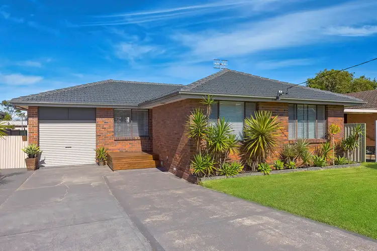 6 Coorabin Street, Gorokan NSW 2263