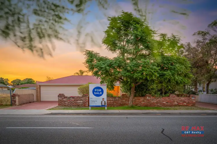 Fifth view of Homely house listing, 1/27 Ivanhoe Street, Bassendean WA 6054
