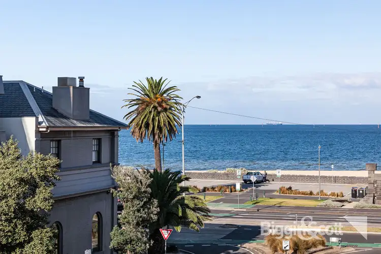 203/19-25 Nott Street, Port Melbourne VIC 3207