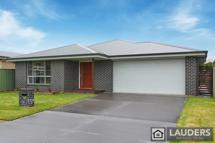 72 Albatross Way, Old Bar NSW 2430