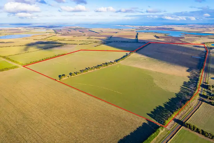 Gnarpurt Road, Leslie Manor VIC 3260