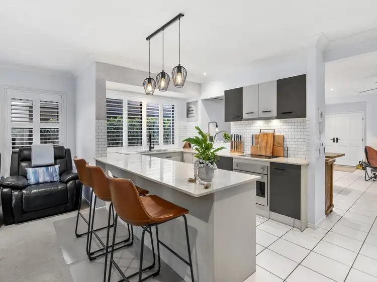 20/2 Catalina Way, Upper Coomera QLD 4209