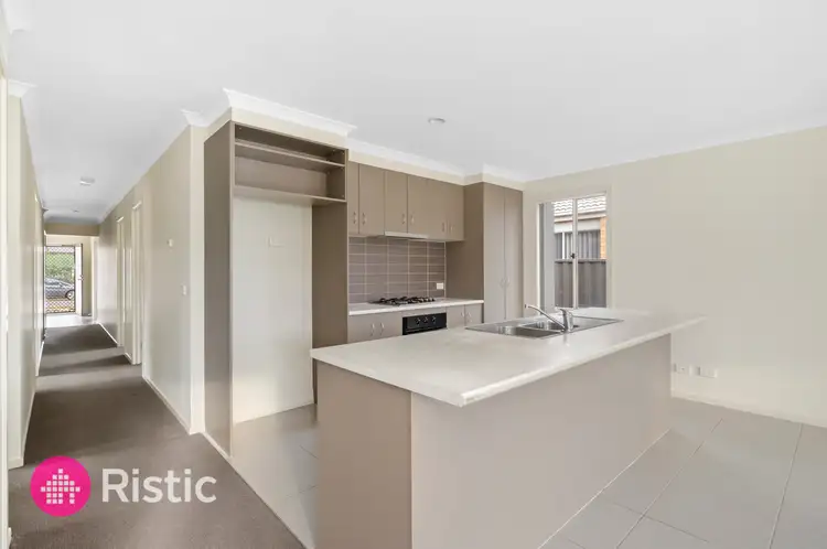 Fifth view of Homely house listing, 7 Romek Way, Truganina VIC 3029