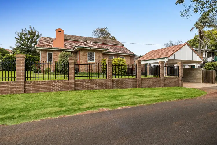 158 Mackenzie Street, East Toowoomba QLD 4350