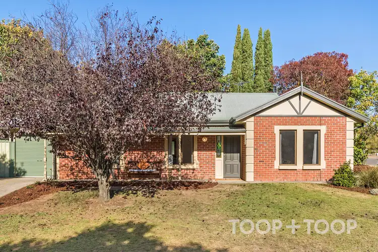 2/11 Sandalwood Drive, Woodside SA 5244