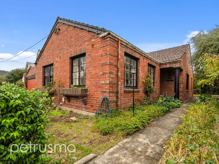 14 Marieville Esplanade, Sandy Bay TAS 7005