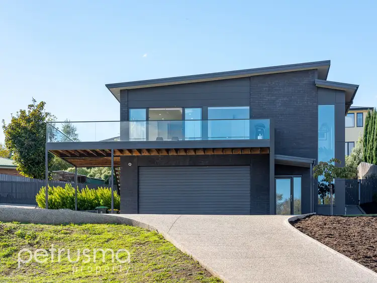 5 Spinnaker Crescent, Tranmere TAS 7018