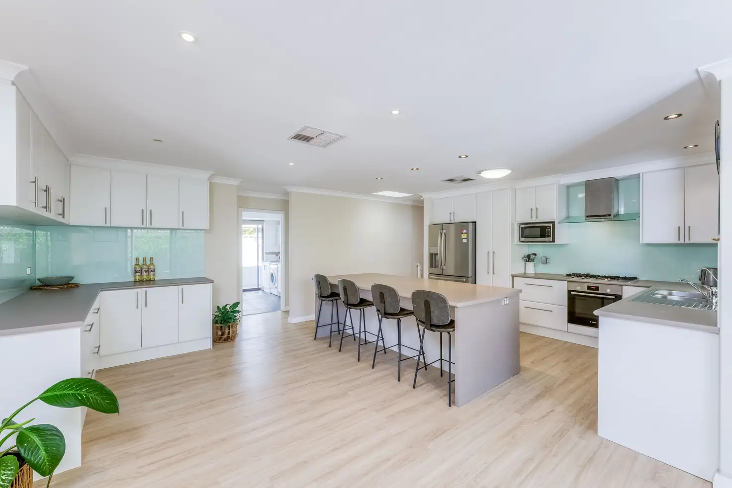 Main view of Homely house listing, 32 Merrifield Circle, Leeming WA 6149