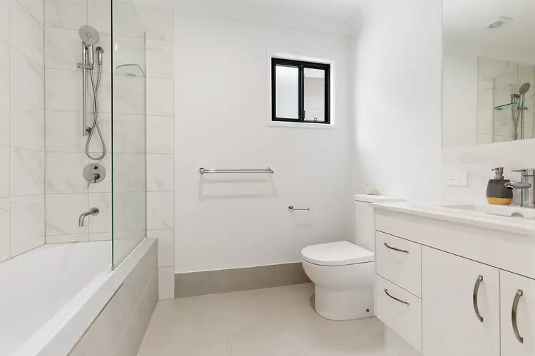 Sixth view of Homely townhouse listing, 33/48 Berkshire Place, Heathwood QLD 4110